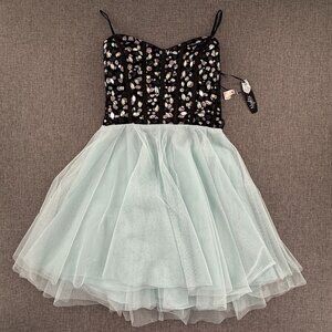 NEW! Nights By Teeze me Mini Dress Prom, Party Cocktail Strapless Size3 Sequined